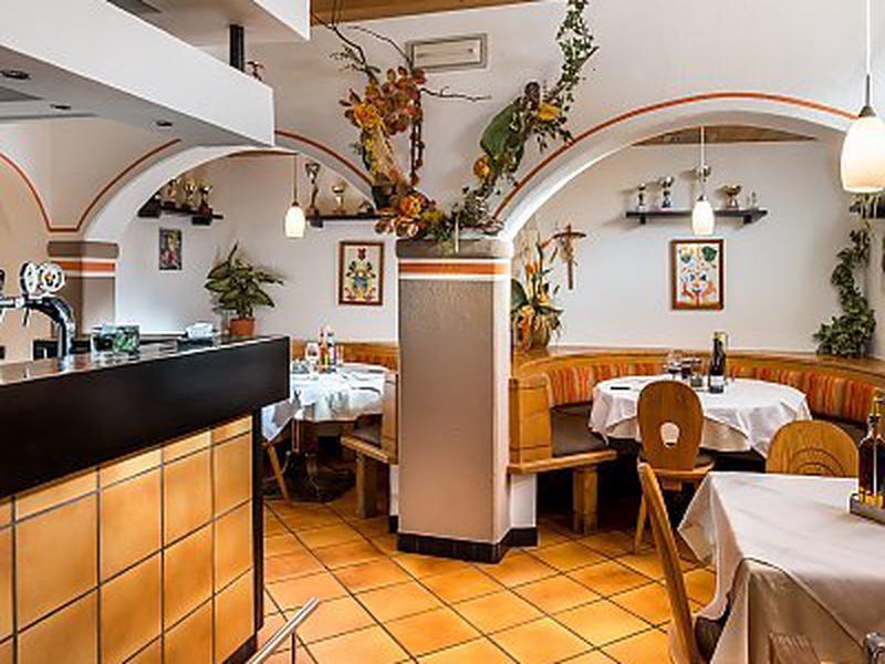 BCDCA41A2EC18C1C17DE2D411EACA9ED