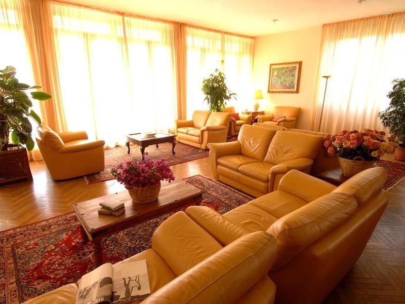 D7BBE664A3687B047570D3E3D3BAF153