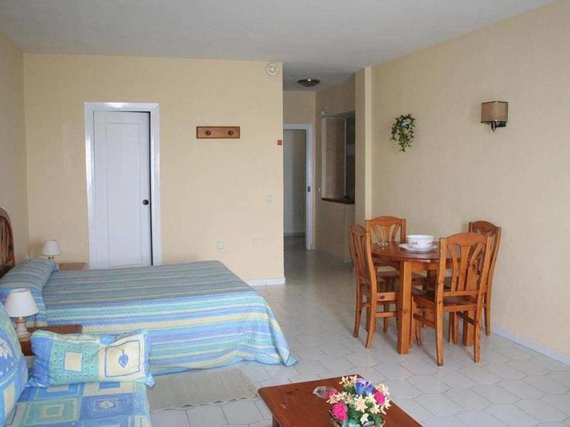 B8B3983743E57BD00C8D8A25FCD10A3A