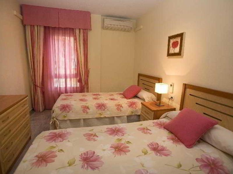 919FD40E4573E1196557E00A23C6F962