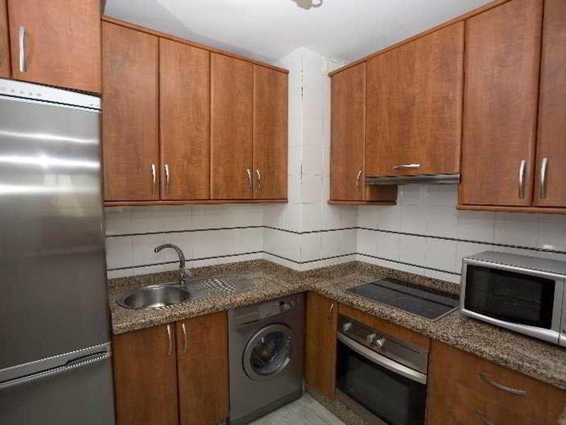 60CBD3F393414C63644A4C89EA21F386