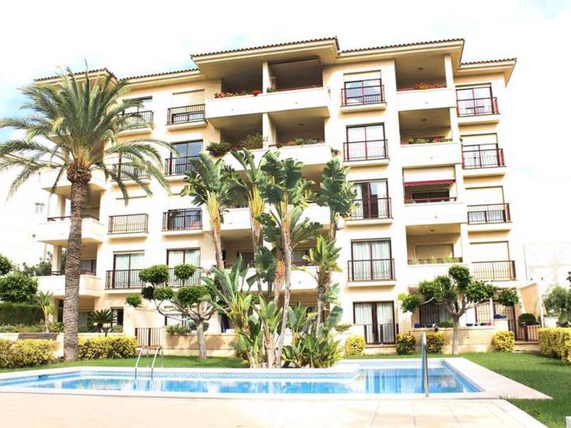 6FF4C96E7BA2C89DD73440CBA1027FE9