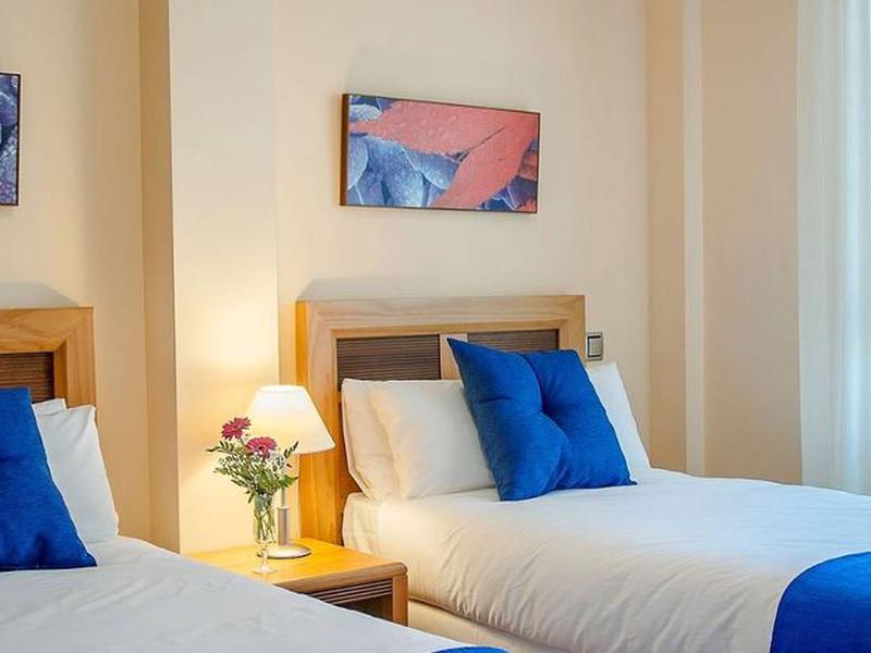 5889CFEB8B54A16E04901C543EA9FE6A