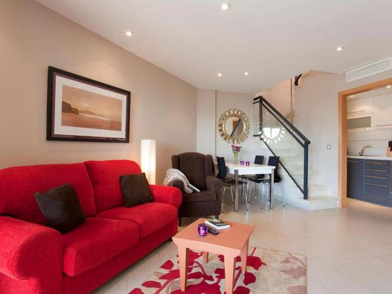 F44D6E95048A7840D2BB6DEE81D668CD