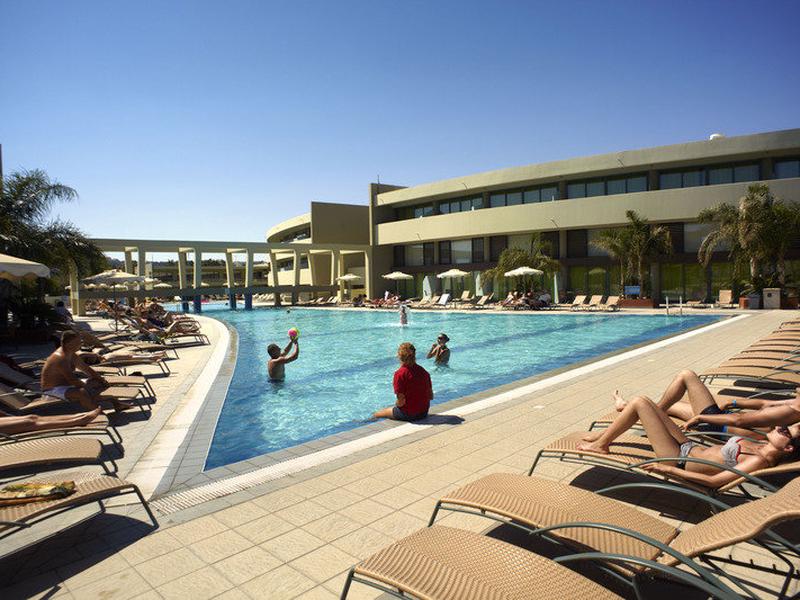 B2C34D4ED9FCE23D5C570B89FEF493CC