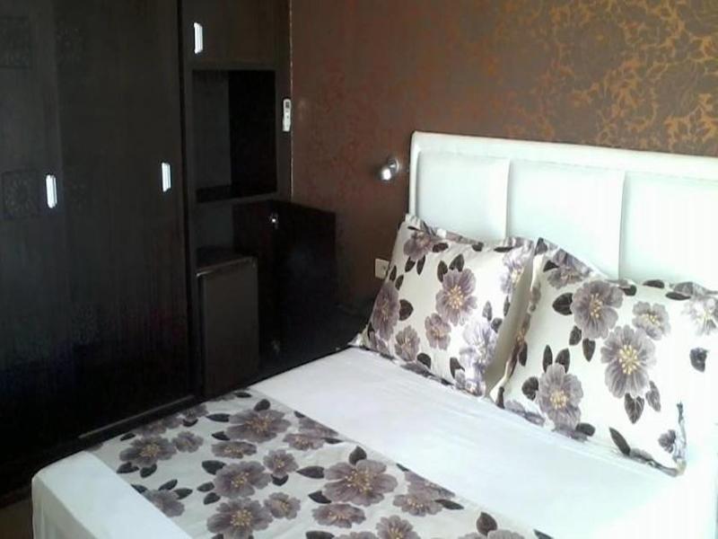 A9242EFCADB1FEEB9C2664162C79322D