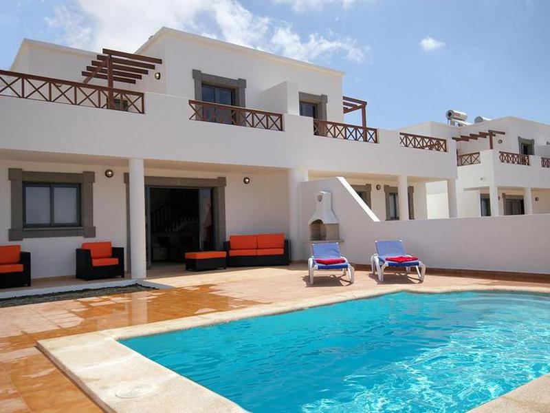 AABC065A244F35403043BFD89913476C