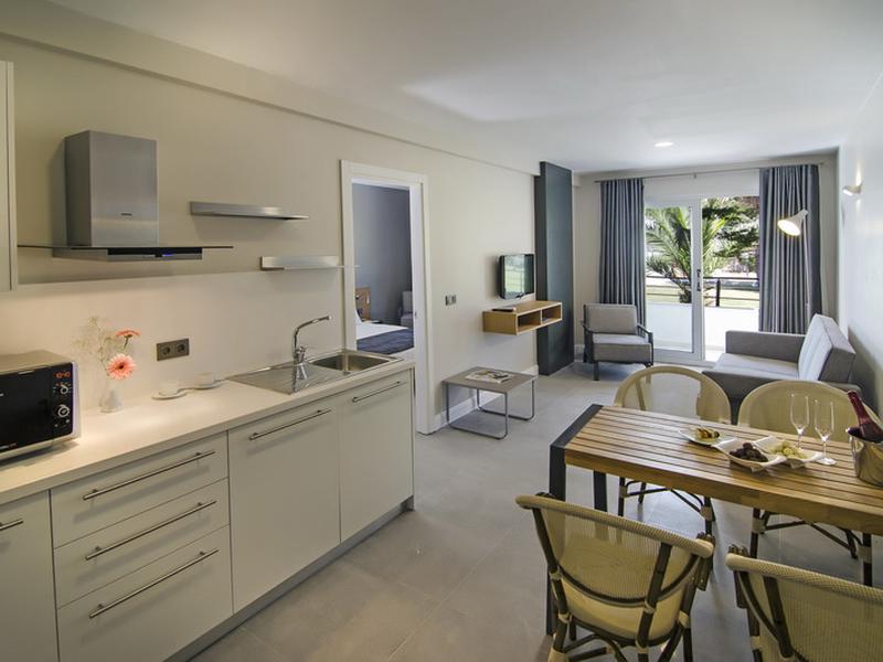 0BB68F6165257F71B41E51A767FFF0BF