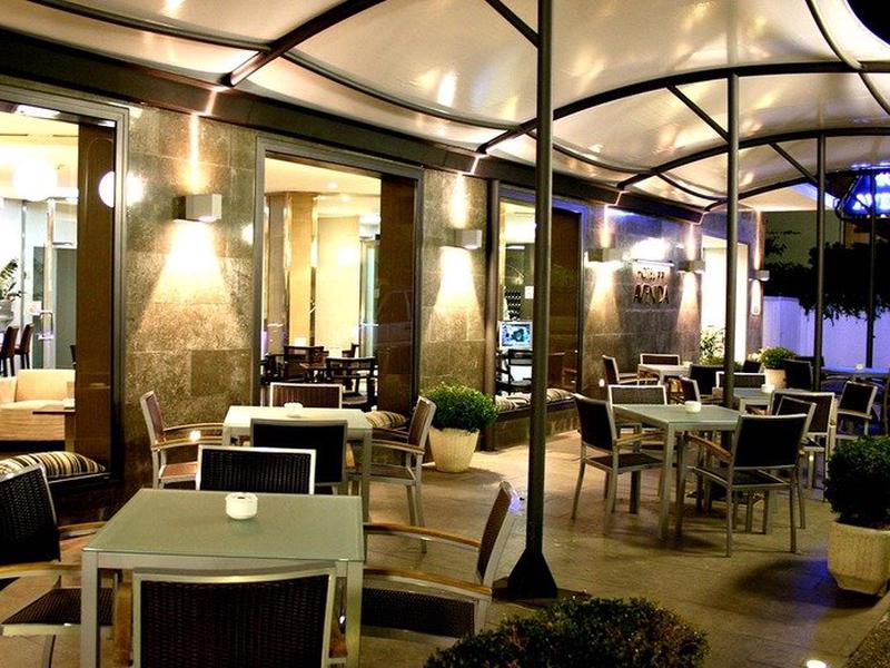 7740426CEE64F11565F9F24CCB504279