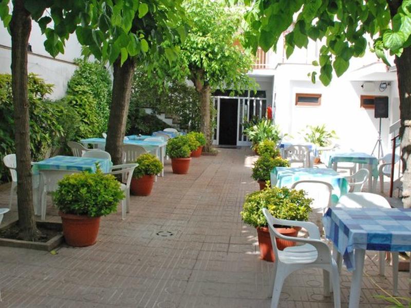 2C061AABA8EAAD119D32903EFFCA0F9D