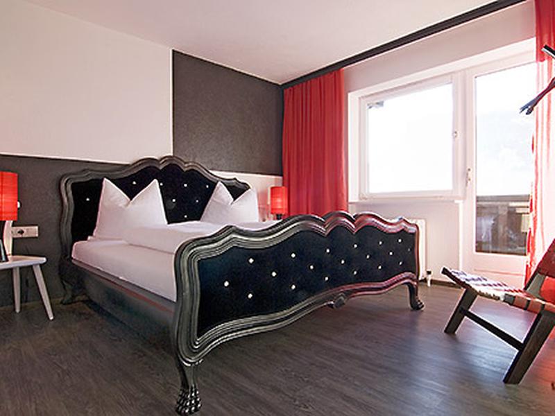 704331838F1F3A6CAAB31F91C9640C4F