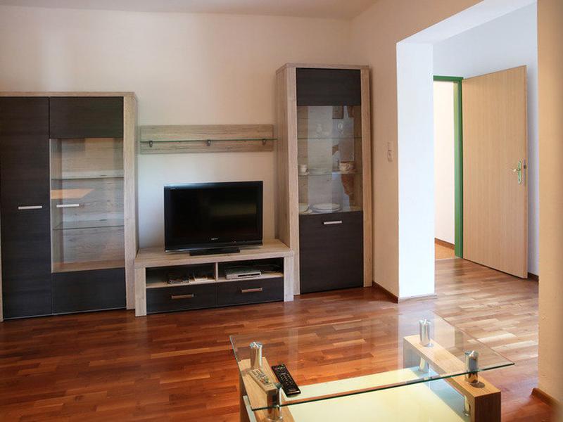 BDEA126112C7008A9D6A8F5C5F37D40D