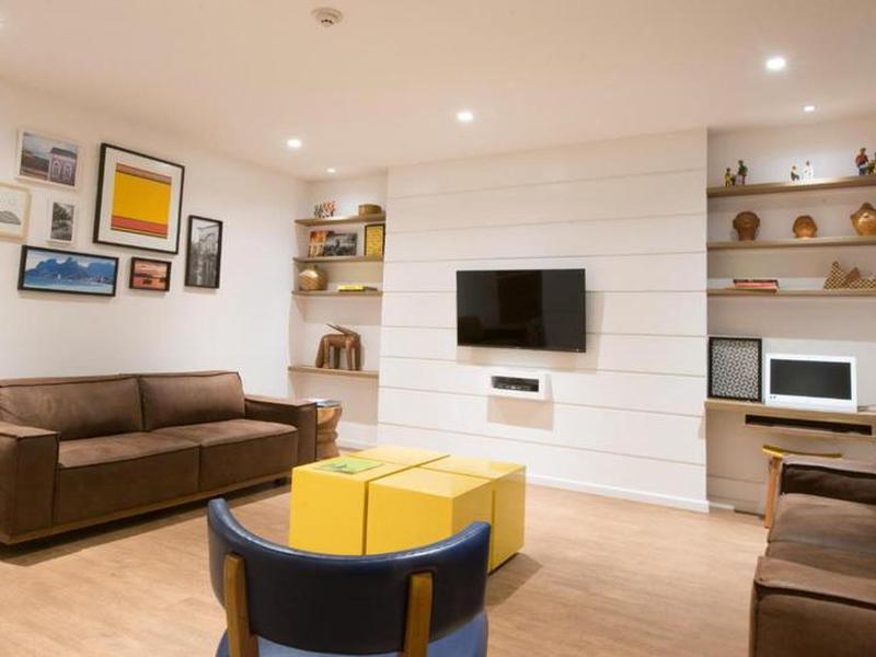 9628DB345CDC93FB8205D4F52EED0482