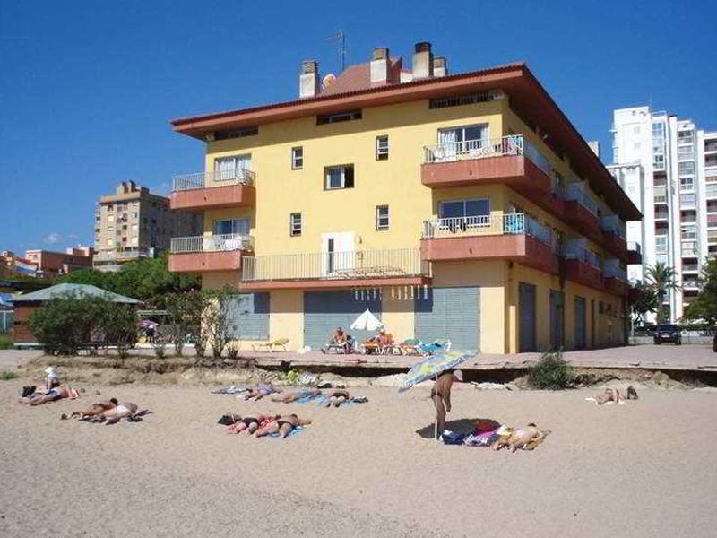 FFF852B8006D6F13EAD0E1C7B3D8C298