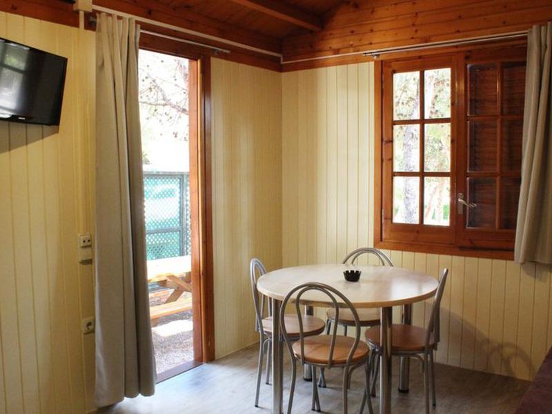 19E6FE2920E9403E855F871D71285305