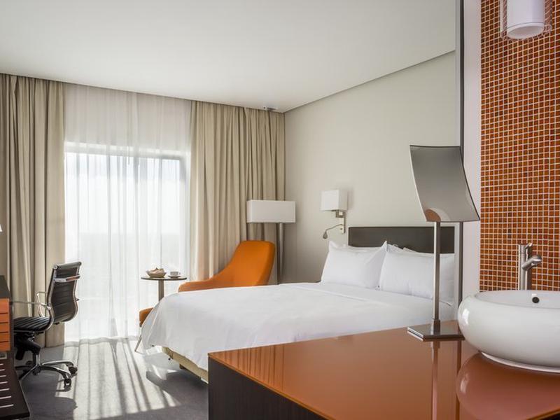 81C7E659EC7110A4F0A595F67D874ECB