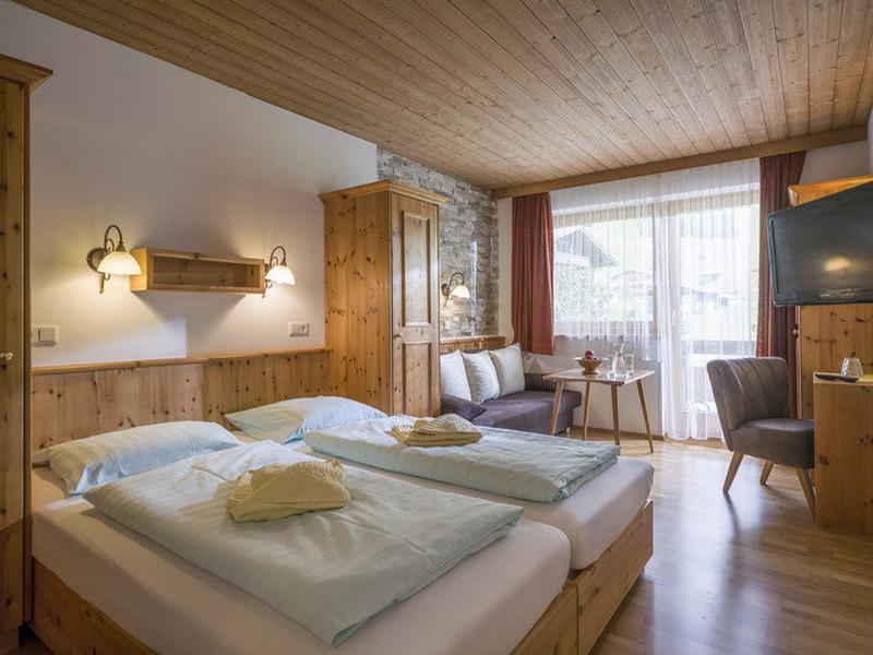 48FBE6354A674048F074C1A556DBF9D3