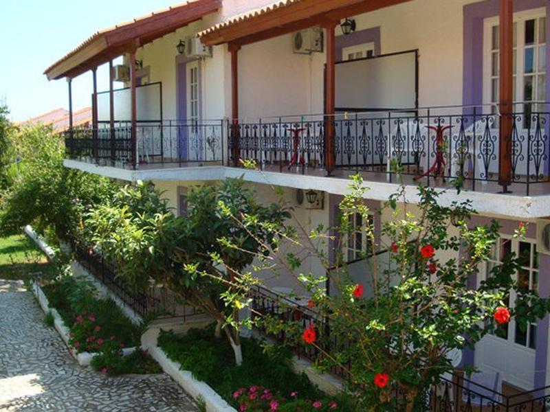 1A81D723CCEAAED54F74E3A2892E33EC