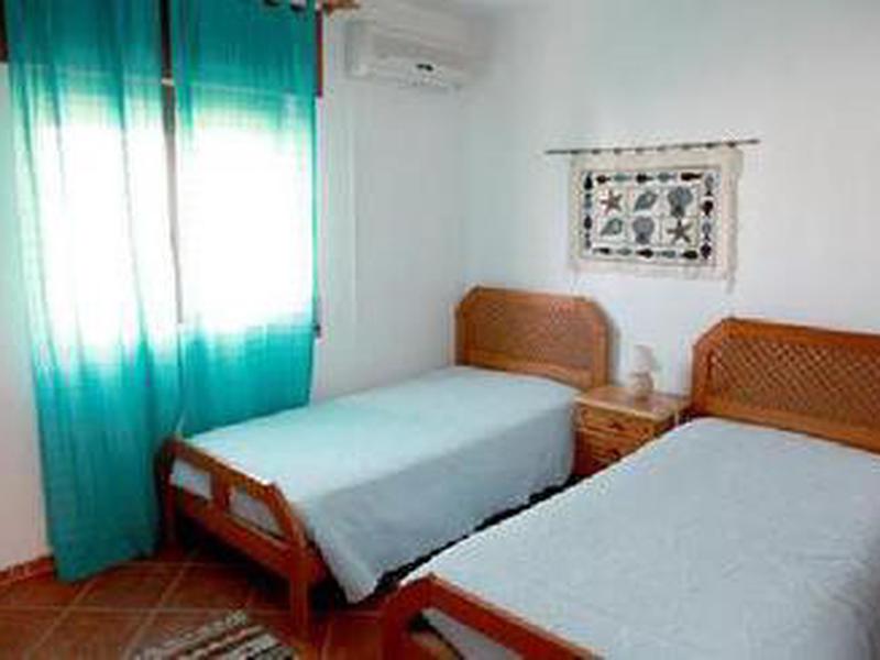 8DA6AAD8AFF240C90C733F205EBEF88D