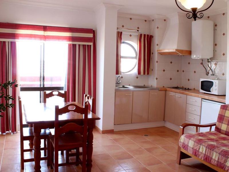 98B62FFB491453CE13253486E174A807