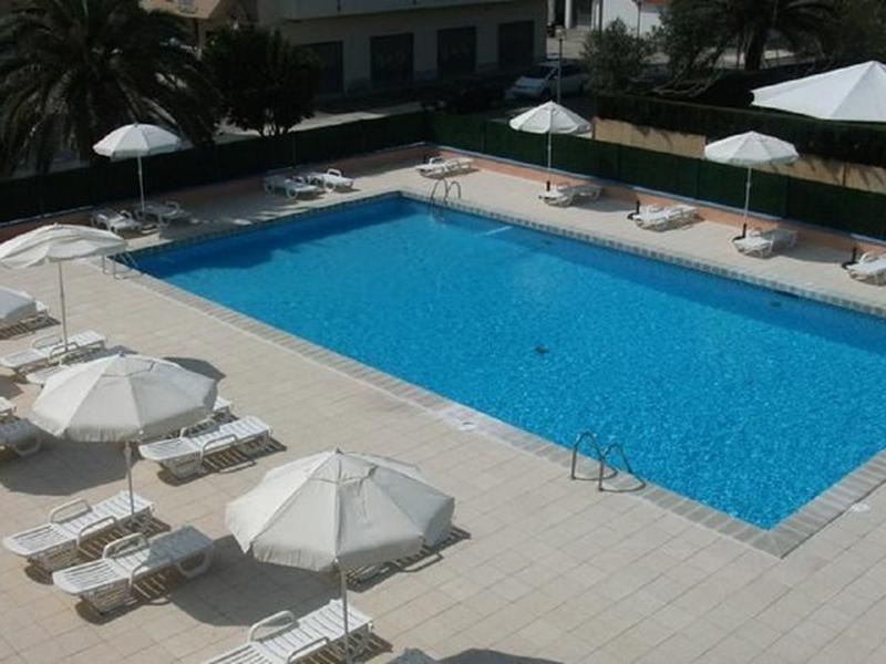 F476459C582D6378BEEA3BC389821989