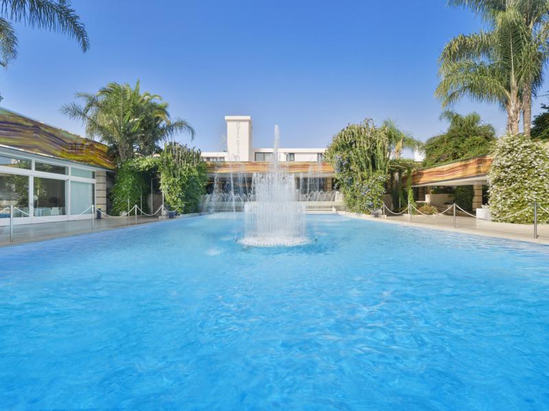 34E4A585BFCE46B58E9286C184D92552