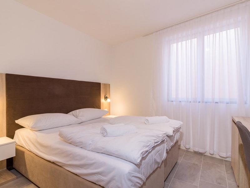 2A7F927C7565729E9F301B7A7D752F1C