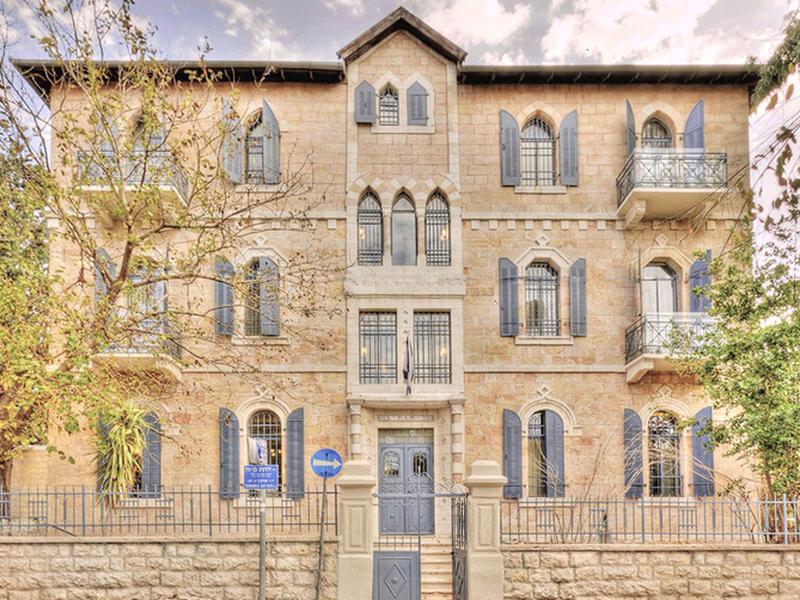 1C7D989669D30A92F0F2DDBF24866611