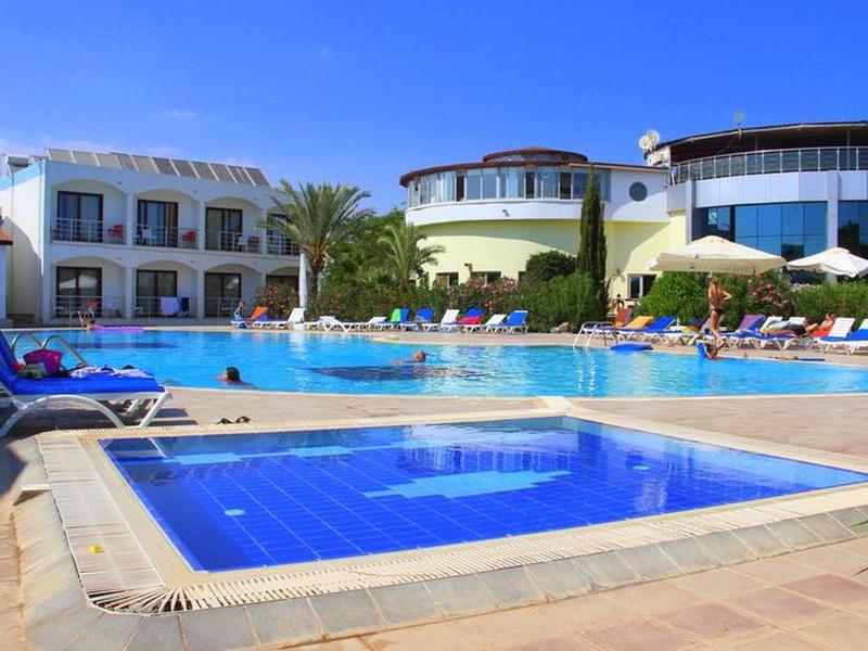 CCBDF57AAA951D3CBFDFC33B173AA801