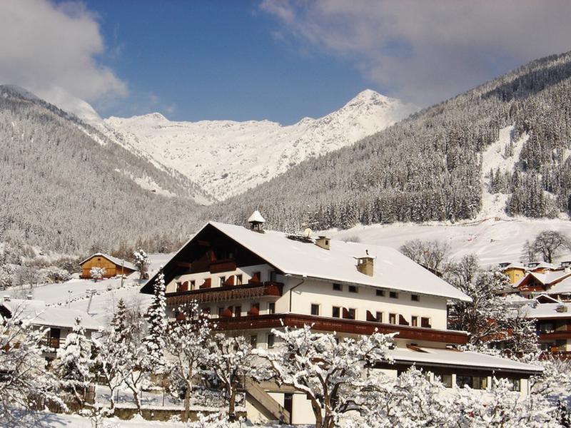 61CEBC3F0B332686BCBDAB09FCBDF6AC