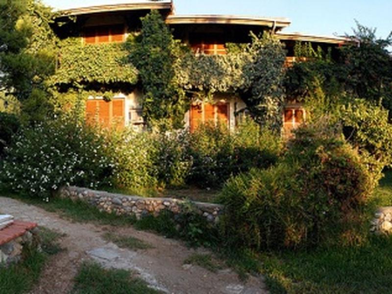 94916BAA63F29B0835E3117C5E71C2E3