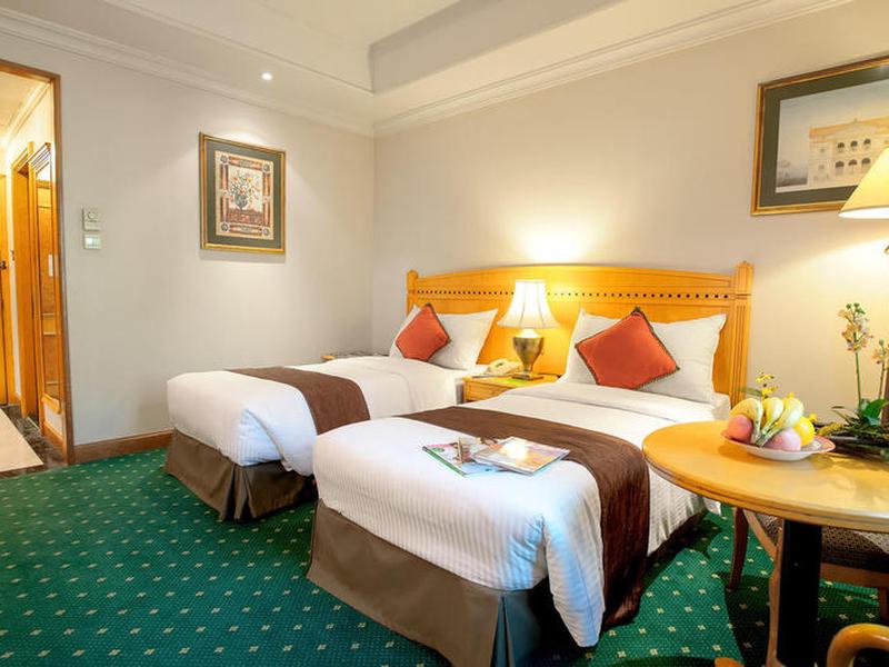 E64F46D5E6C6A92803651646CC8A36BA