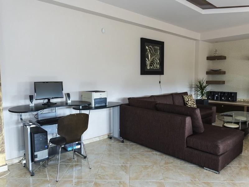 C5049FE1624506DF4BA10964E73F89BD