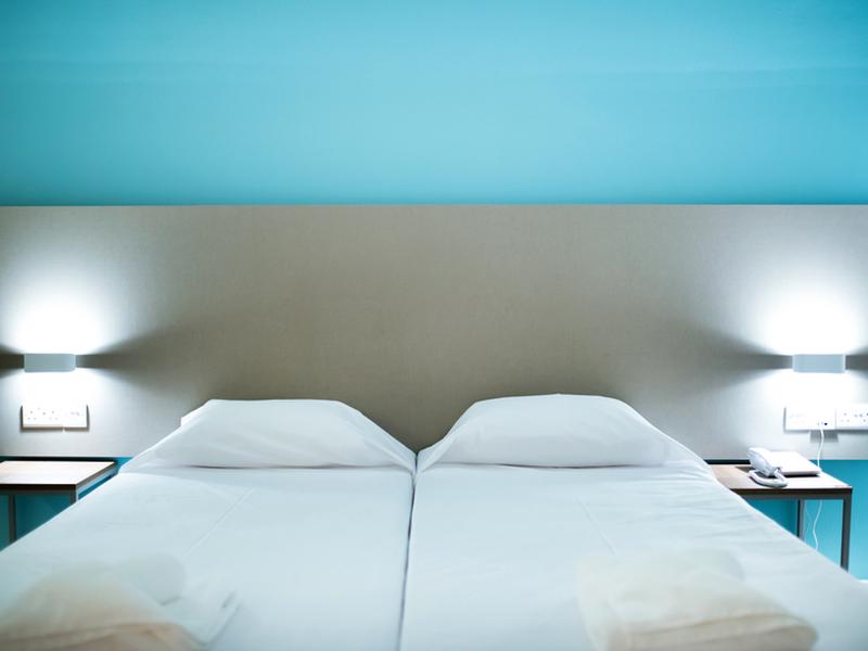 185CEA2AC28700B409BA7C874912B84E