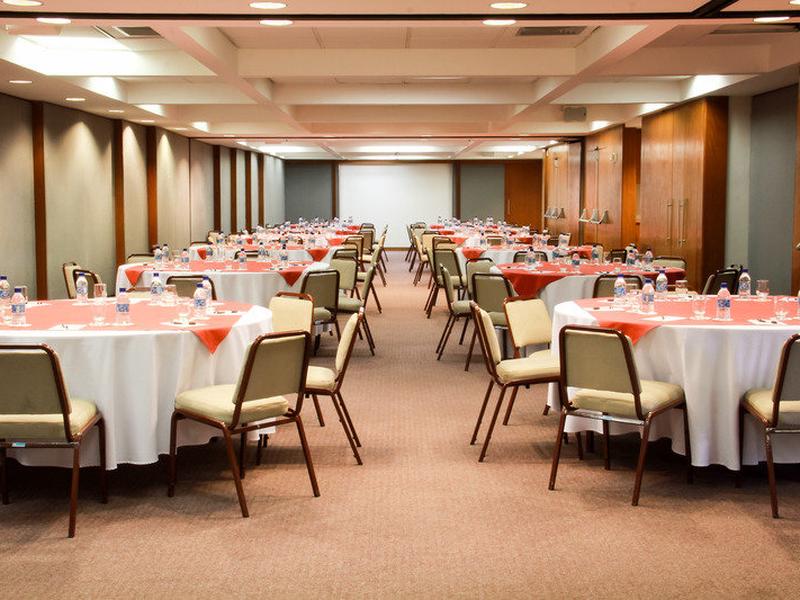 AE390BD5AC0EFFE5AAA2D6557B9F13F7