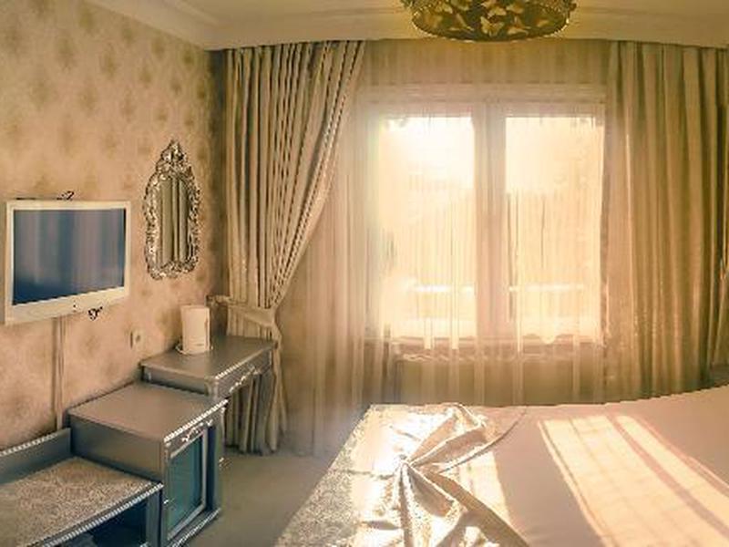 E009DD48AABC54659D6E0427B7AA4704