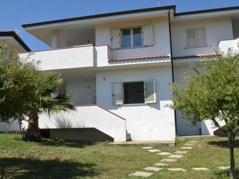 4D2F9B0C2B974776815A07593F66D5AC