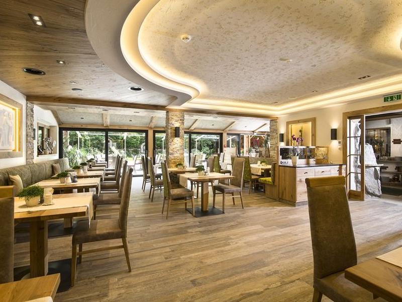 F735E603D238A5A2B55007E8CAD72D83