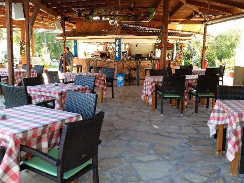 EE727305AE8BDE80C9817851F122E9D5