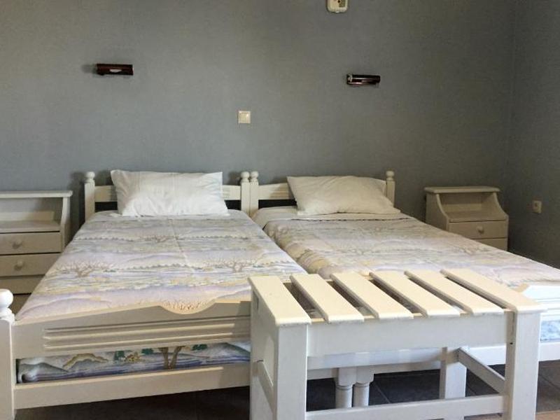 584F53E1ABBBB21C6F208BCC2A2BE15D