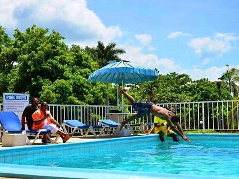 ACB9A82CF82AB0A4A6E87D4FE30EEB05