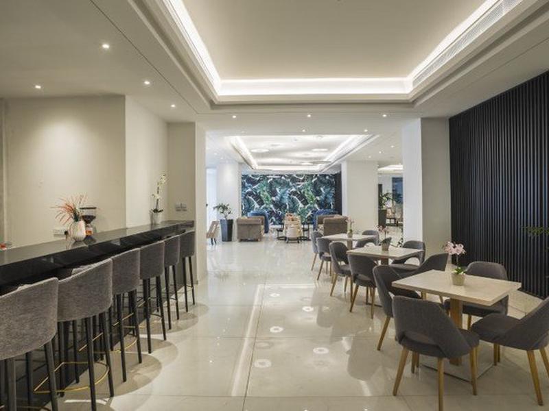 973730F9258DE74E325129CE3BA99811