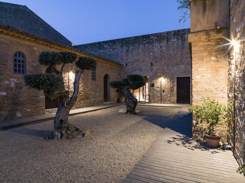 921BC3FC17EABB21EAD564673DB1773E