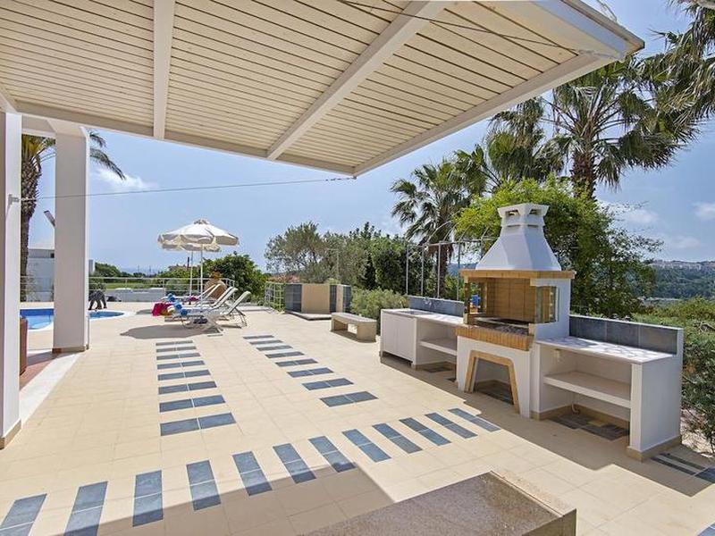 D45FD228D2E8739CA17A760F4A1A19BE