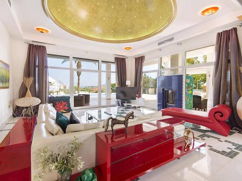 AF241DD484E148331FCC712D05F3110F