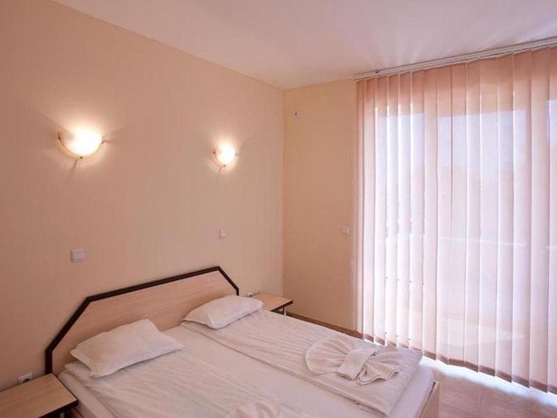 EB234F232D85926559CB43A4693FC0EC