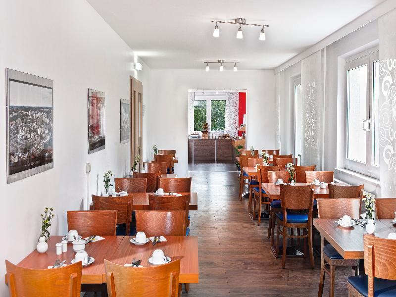 8F07B4B0DC2783780FD414E60C1DCBB2