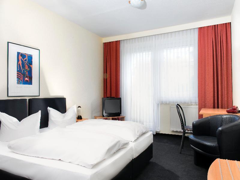 4F89C837497B6197F9F2B6706BFE2CE7