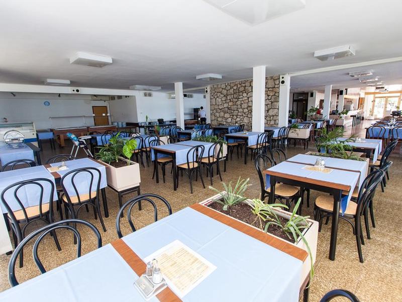 3C6D753A79EF4B016FB3055E913F4BC1