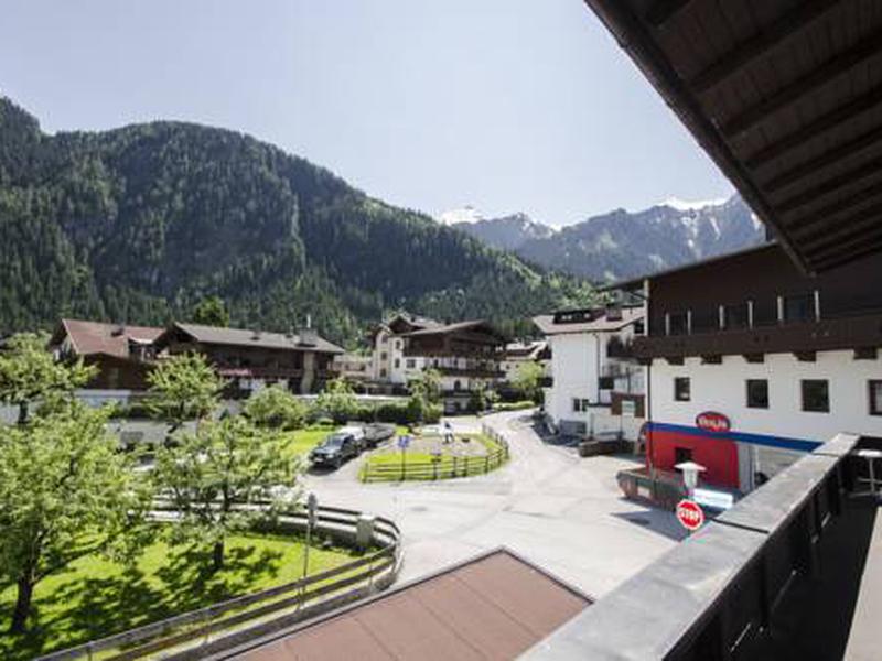 9BA0D8B88B75F9A0AB9DE3F37BB4E6AD